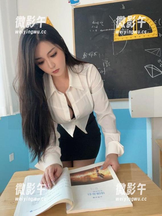 微密圈 - 120斤的小王同学的荆棘之兴又更新了!这图看得我心痒,然而扎心又扎眼。 微密圈 - 120斤的小王同学的荆棘之兴又更新了!这图看得我心痒,然而扎心又扎眼。