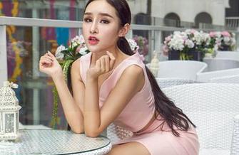 爱丝的私房圣诞轻松图包：穿上毛衣也能要风度！