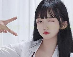 诺基亚式的防水细节：Aram(아람)的泳装私房美图大集合