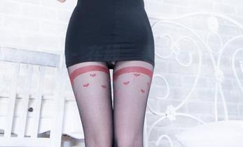 Beautyleg – 在线，看Doris化身为皮衣女王，高清细节让我有点想偷瞧。