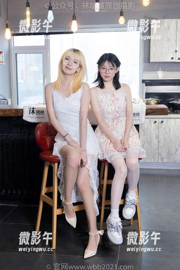 BoBoSocks袜啵啵 - 小甜豆在网盘里放的白渔网袜,下载速度令人咋舌,上瘾到都不敢看! BoBoSocks袜啵啵 - 小甜豆在网盘里放的白渔网袜,下载速度令人咋舌,上瘾到都不敢看!