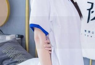 BoBoSocks袜啵啵 – 当芝士遇见学院：一组让人捧腹的制服套图
