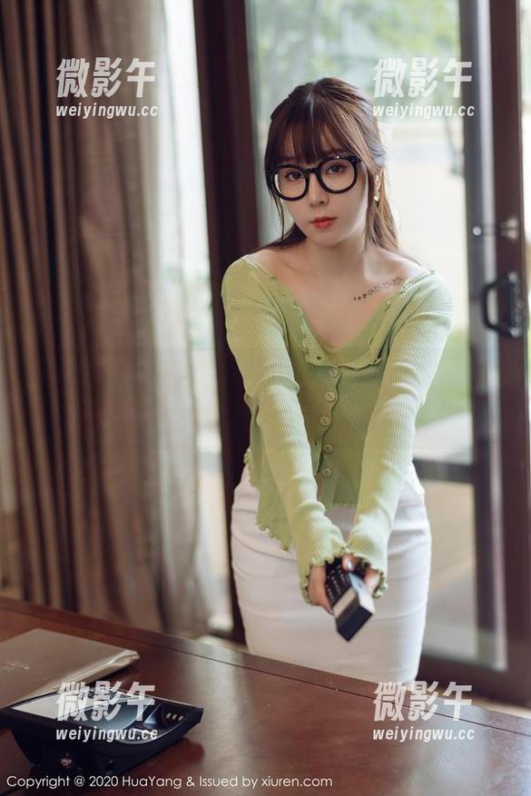 HuaYang花漾 - 私拍泳衣,顾欣怡今天就像是海里的小美人鱼? HuaYang花漾 - 私拍泳衣,顾欣怡今天就像是海里的小美人鱼?