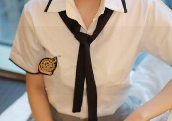 MFStar模范学院 – 白衬衫加上程程CC的神情，观看原图，这种微妙的欲望咋就这么难捉摸？