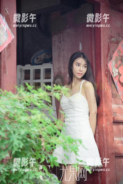 UGirls尤果网 - 杜花花的长腿写真集:当走形变成了艺术! UGirls尤果网 - 杜花花的长腿写真集:当走形变成了艺术!