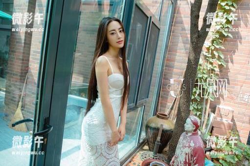 UGirls尤果网 - 萌神妹妹：私房写真和纯白的千丝万缕