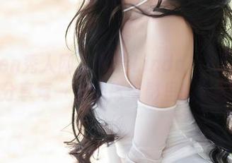 Xiuren秀人网 – 精选LindaLinda图库，分享每一件都像电影里的礼服。