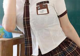 Xiuren秀人网 – 水手服里的小逗逗，看图片就像是随风而来的轻松感