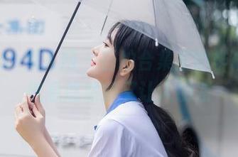Xiuren秀人网 – 自拍合集里的芈琳娜，气息悠然却又让人绷紧