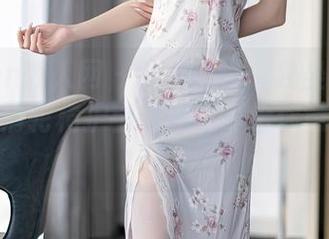Xiuren秀人网 – 陆萱萱说：我坐着更好看！高清轮椅护士主题写真给你意外惊喜！