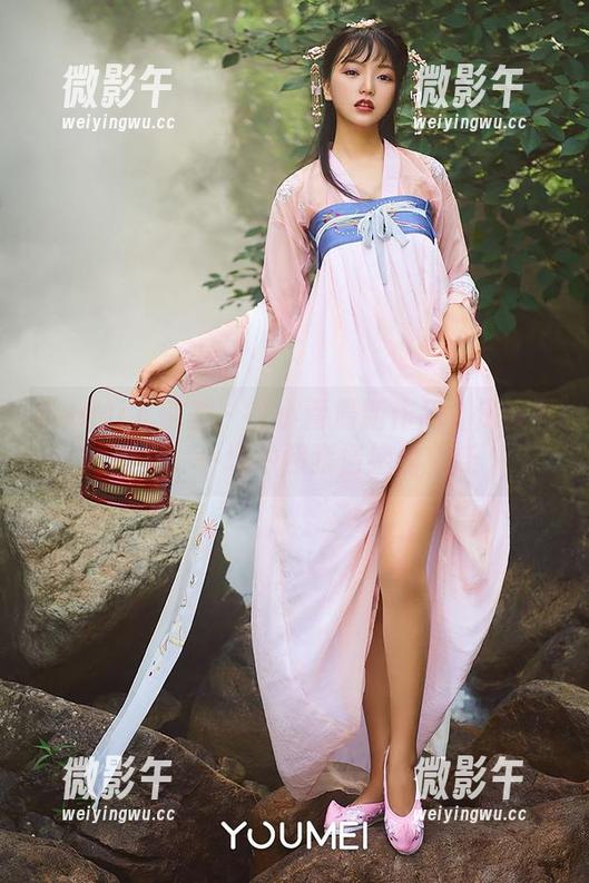 YouMi尤蜜荟 - 艾小青最新作品《深夜画廊》:一场拍照跟情绪的变迁 YouMi尤蜜荟 - 艾小青最新作品《深夜画廊》:一场拍照跟情绪的变迁