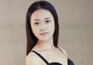 YouWu尤物馆 – 户外也疯狂：FoxYini孟狐狸的写真分享，让我尴尬得不行！