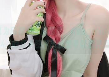 别以为围裙只有厨房用，asagiriai(爱ちゃん)的高清图片里它也可以很性感哦。