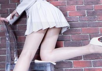 beautyleg – 精选图库，让你看到Luna家里的真实