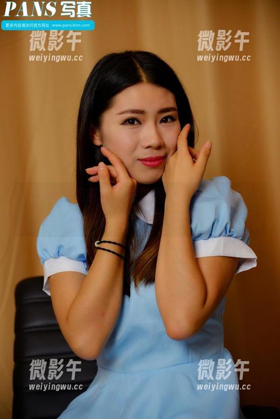 pans - 美惠子连发的图包，这‘女神’形象被戏谑得不轻啊！