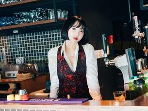 在图库里闲逛，无意间撞见yeeun孙乐乐姐姐的最新作品，真想要按下‘喜欢’一百遍！