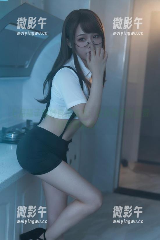 七月喵子微妙自拍状态:让你忍不住点赞的写真精选! 七月喵子微妙自拍状态:让你忍不住点赞的写真精选!