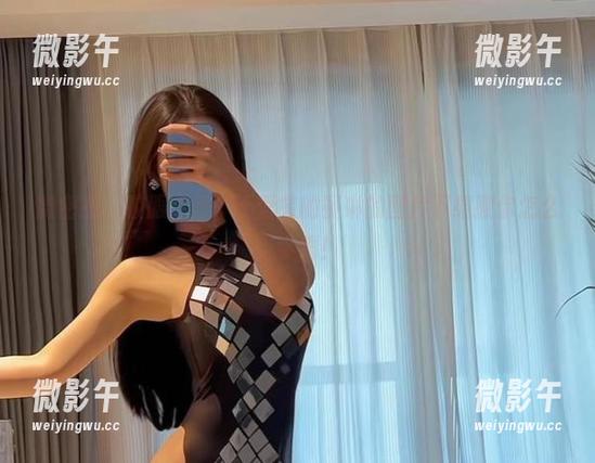 微密圈 - 校服之美,不爱笑的赛琳的图片下载教你怎么当学霸! 微密圈 - 校服之美,不爱笑的赛琳的图片下载教你怎么当学霸!
