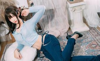 九曲Jean大凤打歌服！今日图集：当我成为了小夜曲的代言人，让我们嗨起来！