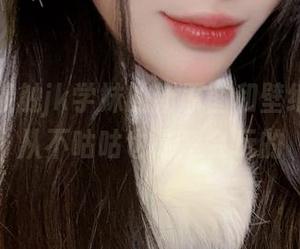 近距离接触jk学妹的新原图和壁纸，九言从不咕咕也是蛮会玩的