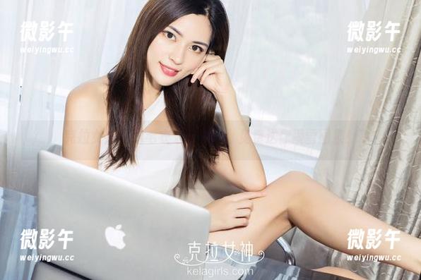 克拉女神 - 这毛衣太奇特了,免费送你凌雪图集! 克拉女神 - 这毛衣太奇特了,免费送你凌雪图集!