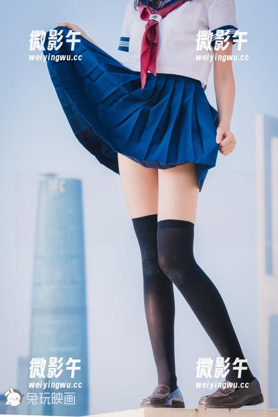 兔玩映画的虞美人，让我觉得这全套写真就像镜子里的自己，哦不，那个身材我可没有...