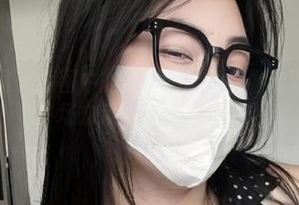 微密圈 – 原图中的可爱的肉巴好像和海浪谈了场恋爱，照片太赞了吧