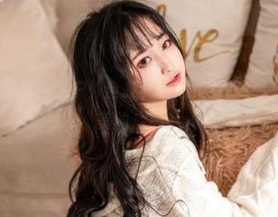 奇行家狗崽无圣光户外合集，看起来像是在考验我们审美的底线。