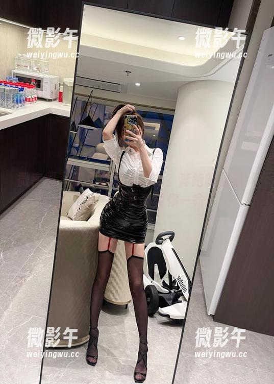 微密圈 - 想要职场放松吗?奔跑的晶骡儿的JK私房写真来救你一命! 微密圈 - 想要职场放松吗?奔跑的晶骡儿的JK私房写真来救你一命!