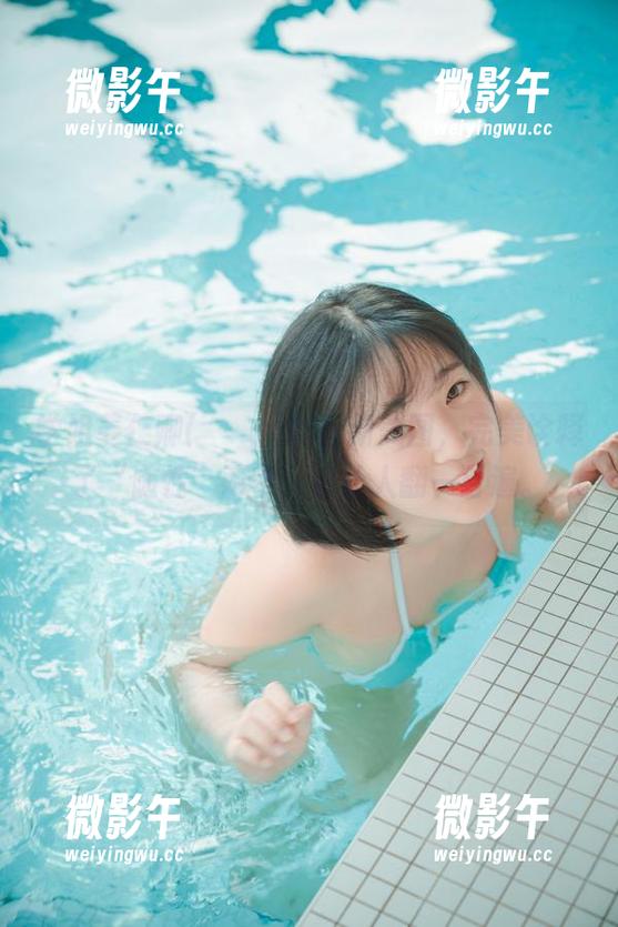 学姐姜仁卿(강인경)的最新美图，完美诠释了“随性”两字，真让人翻一百遍。