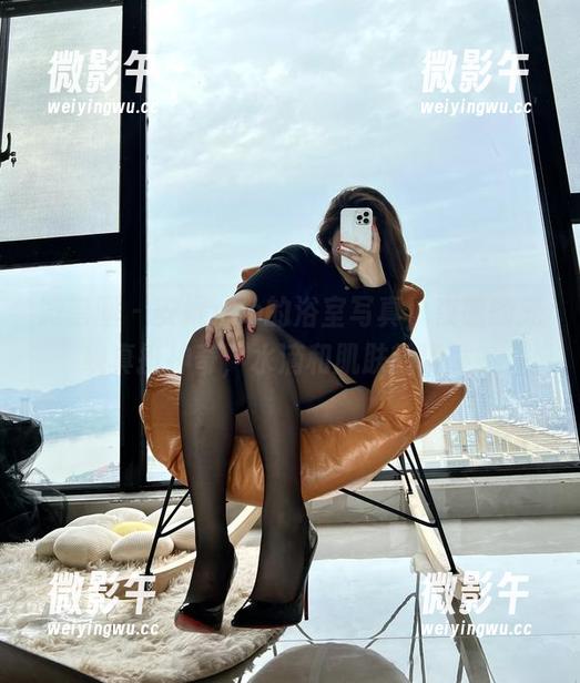 微密圈 - 安妮yoo的浴室写真,夜晚的光线真挺神奇,水滴和肌肤的碰撞? 微密圈 - 安妮yoo的浴室写真,夜晚的光线真挺神奇,水滴和肌肤的碰撞?