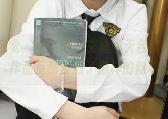 小众视觉 – 承认吧，艾迪的天台没有圣光，作品反倒反应了别样的韵味。
