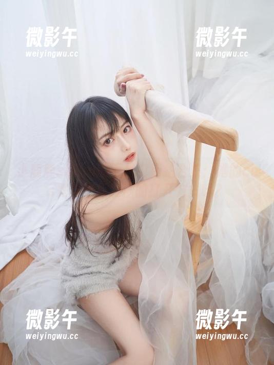 小鹿鹿shika的三里屯街拍合集:她的cos是当老板发糖的打开方式吗? 小鹿鹿shika的三里屯街拍合集:她的cos是当老板发糖的打开方式吗?