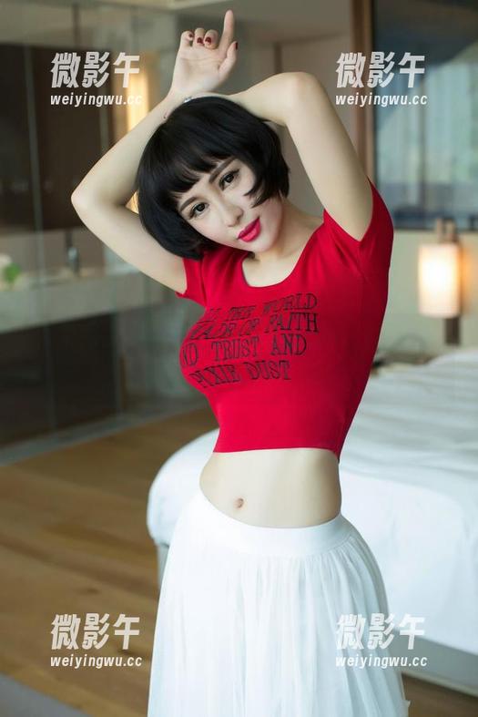 尤果网 - 私房光景：南湘baby眼镜，图包中的俏皮俘获