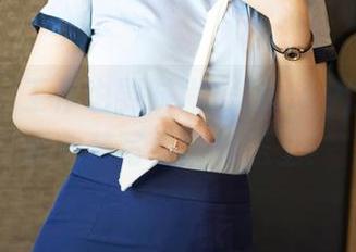 尤蜜荟 – 工作也要时尚！Lucky沈欢欣的职业装写真图包送上！