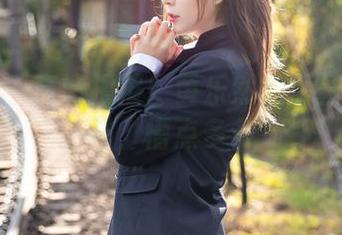 尤蜜荟 – 高清撸报！黄乐然的蕾丝不太一样，槽点多多