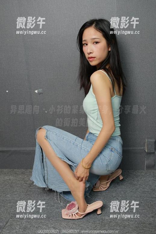 异思趣向 - 小衫的紧身裤变身,分享最火的街拍美图! 异思趣向 - 小衫的紧身裤变身,分享最火的街拍美图!