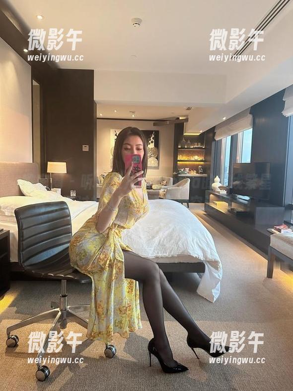 微密圈 - 听说果儿Victoria的在线繁星合集看过的人,都成了星空追逐者! 微密圈 - 听说果儿Victoria的在线繁星合集看过的人,都成了星空追逐者!