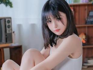 最新的美图，桜井宁宁像是在演一出精彩剧情，只是我不知该从何说起。