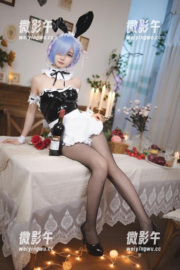 桜井宁宁的粉色写真,想问一下她的化妆师有虚幻特技吗? 桜井宁宁的粉色写真,想问一下她的化妆师有虚幻特技吗?