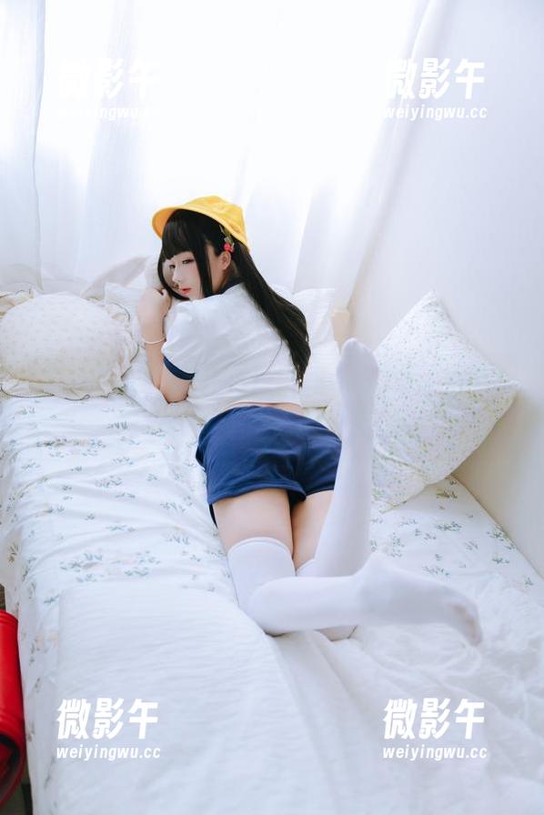 户外写真,樱井小莜的这个Pose,我也想模仿,但果然没那范儿。 户外写真,樱井小莜的这个Pose,我也想模仿,但果然没那范儿。