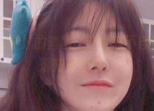 樱晚gigi学妹的套图，让人想不自觉地对角落充满想象。