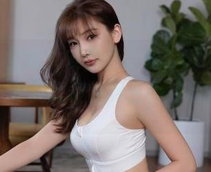 秀人网 – 全新女友作品上线，UU酱的那些小资源，令我想备份到三个月后的某一天。