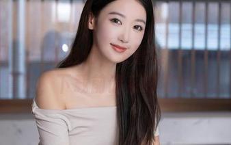 秀人网 – 一秒融化，王馨瑶yanni的粉色套图，下载前请系好安全带。