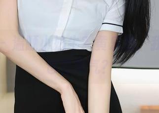 秀人网 – 温顺小奶牛？黄乐然，我记得你也曾硬气？