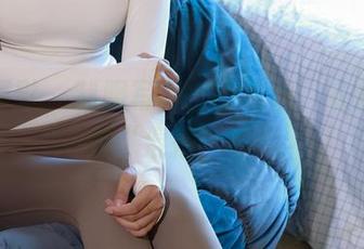 绮梦摄影 – 制服写真：小代说，衣服是用来“混搭”的！