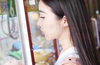 蜜桃社 – 愿景：把缇娜美Tinami的运动美图贴在冰箱上，坚持健身…但只要先去吃个冰淇淋再说。