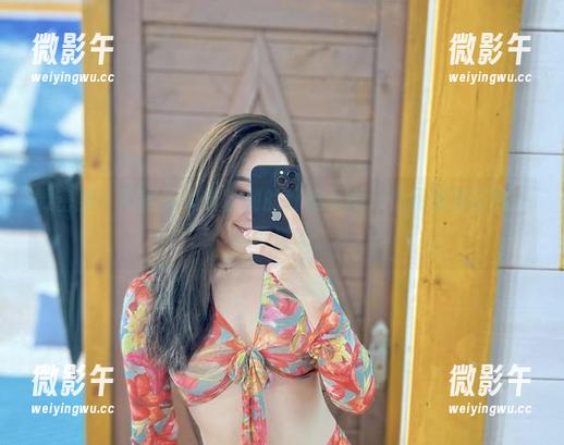 微密圈 - 铁锤姐姐与定制的红皮爱意，作品像是闪电一样划过哦。