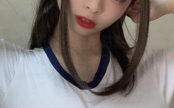 这奶牛是要干嘛？陌陌咕咕咕的写真原图让我想多了。
