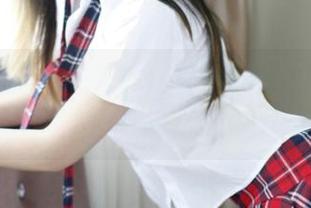青豆客 – 莫雅淇的女友做的写真，带着福利的幸福感！